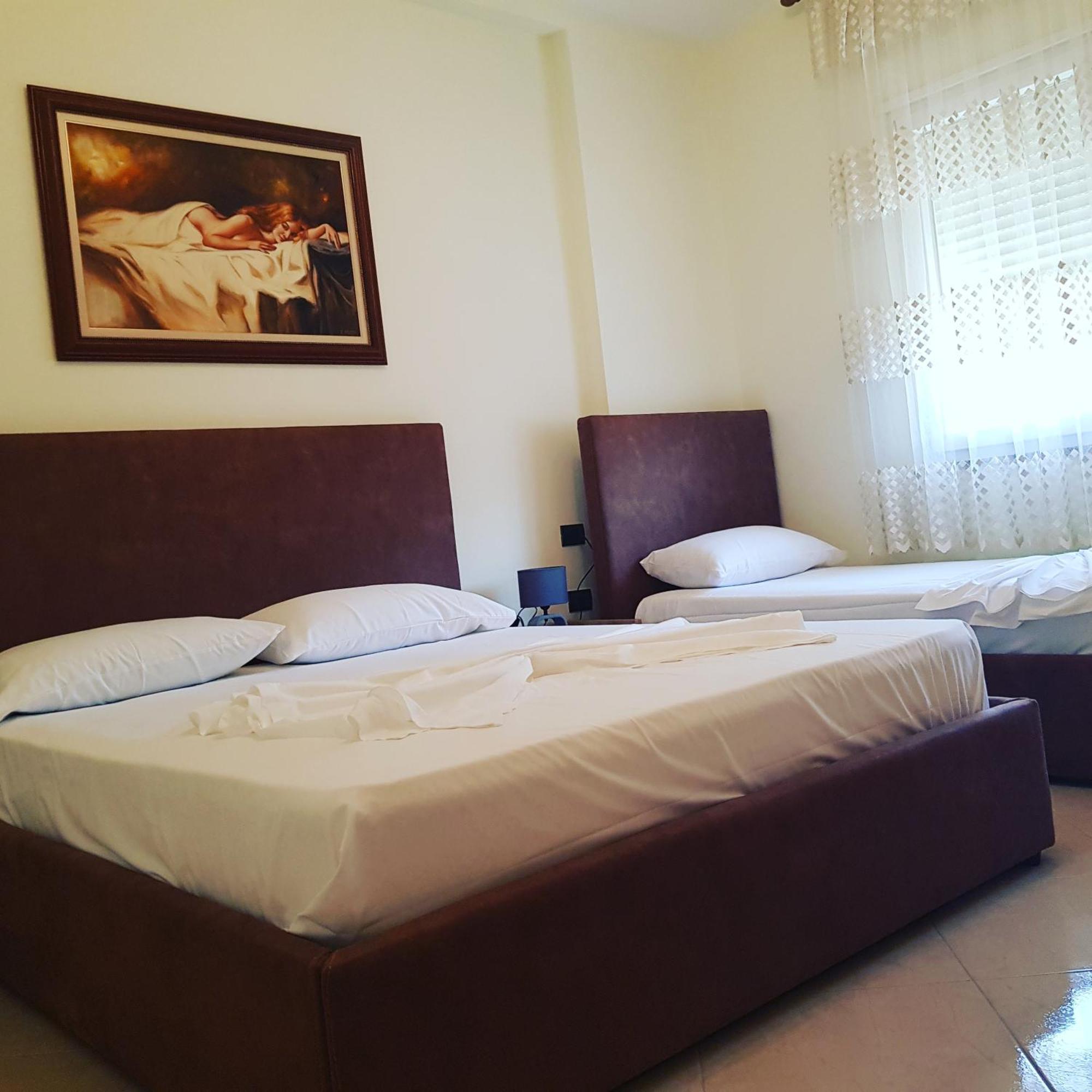 Relax Apartments Golem Exterior foto